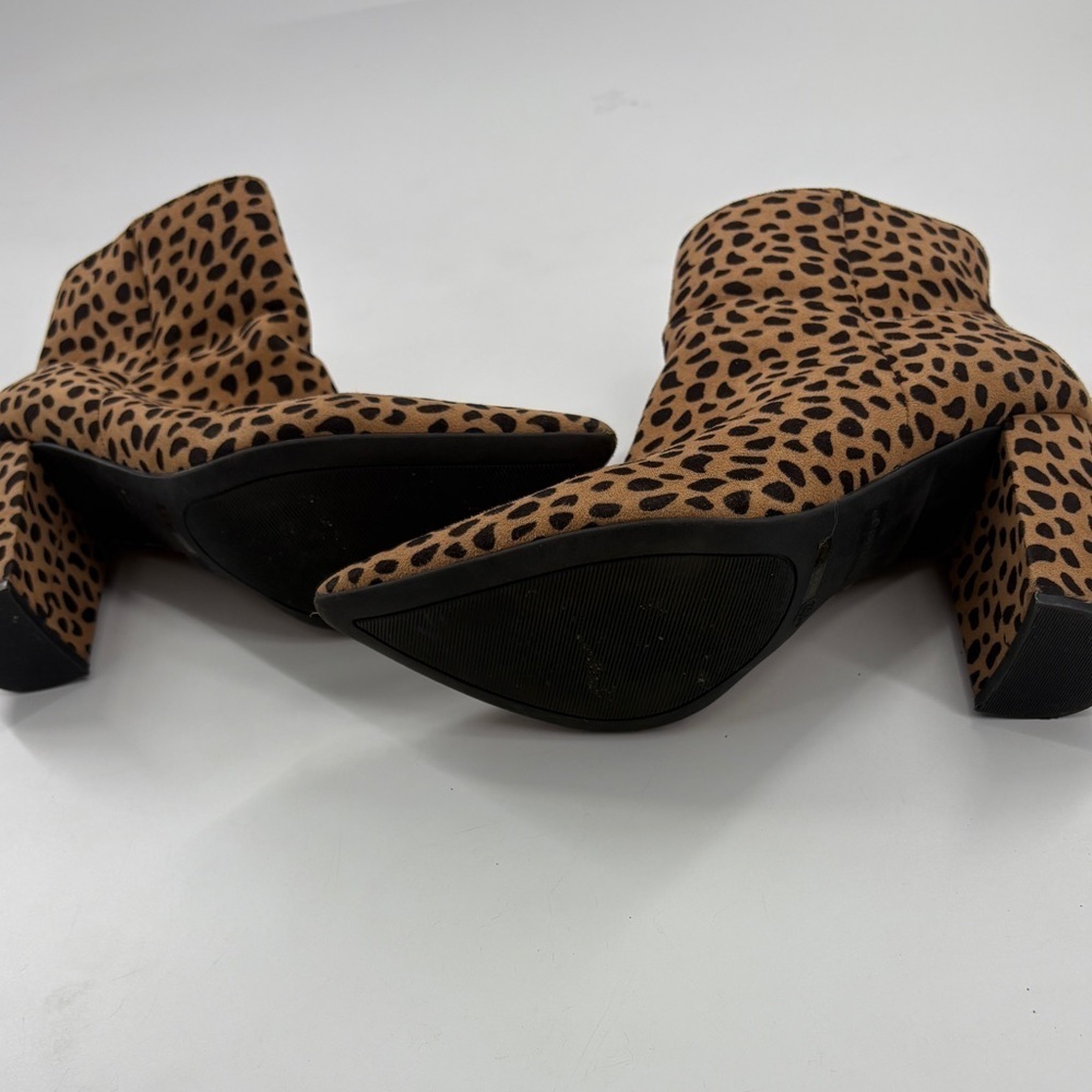 Bamboo Women’s Leopard Print Ankle Booties Heels Pointed Toe Side Zip Size 7 - Picture 6 of 8